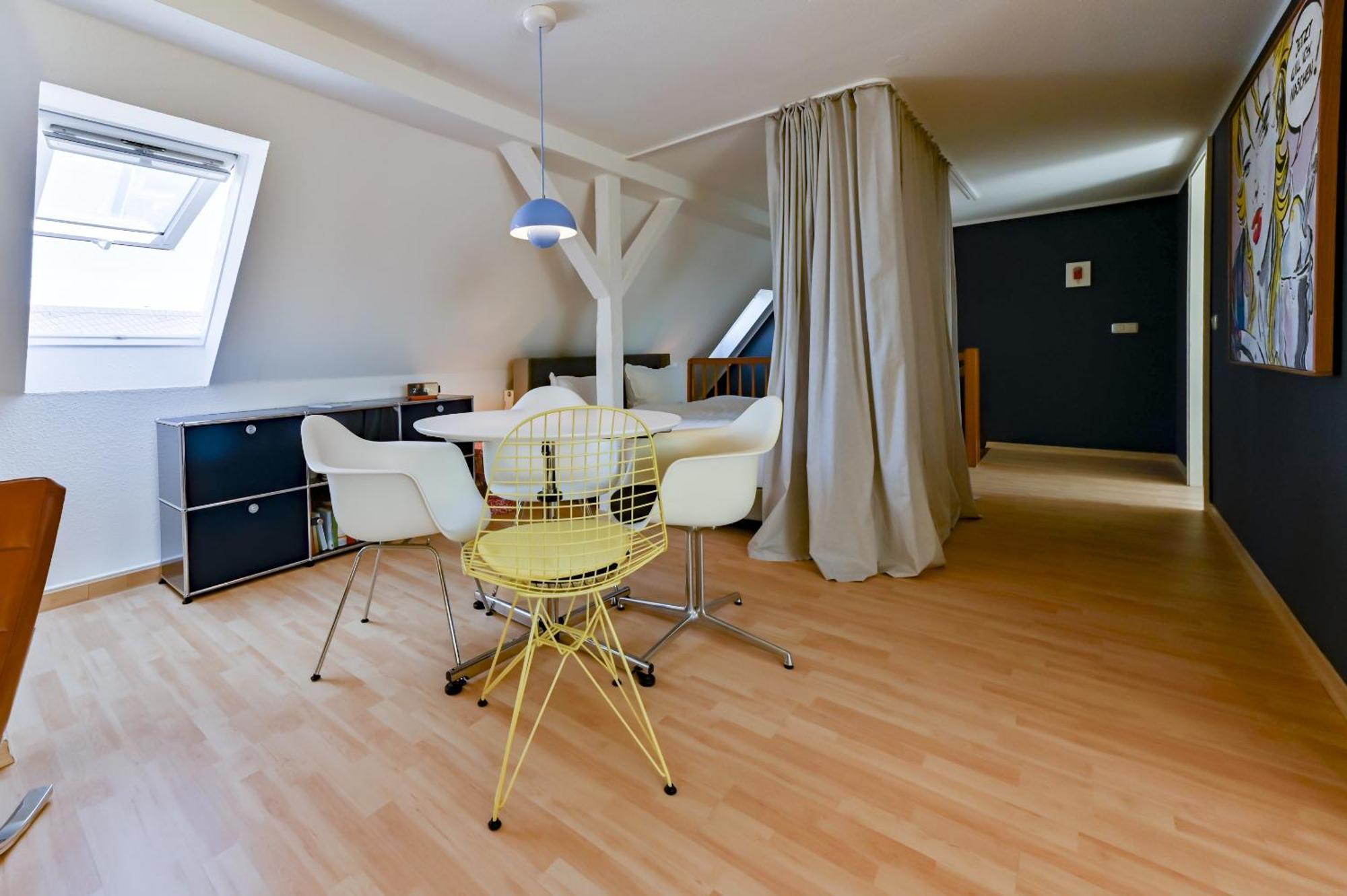 Premium Quartier Clara , Karl Und Fritz Auf Dem Kassberg Mit Eigenem Stellplatz Leilighet Chemnitz Rom bilde